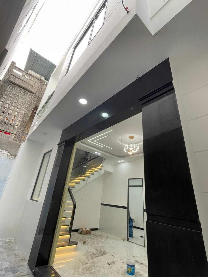 Nhà 2 Tầng Đống Đa Quy Nhơn 41m² Giá 2.6 Tỷ - Gần Ngã 6, Sổ Đỏ Chính Chủ!