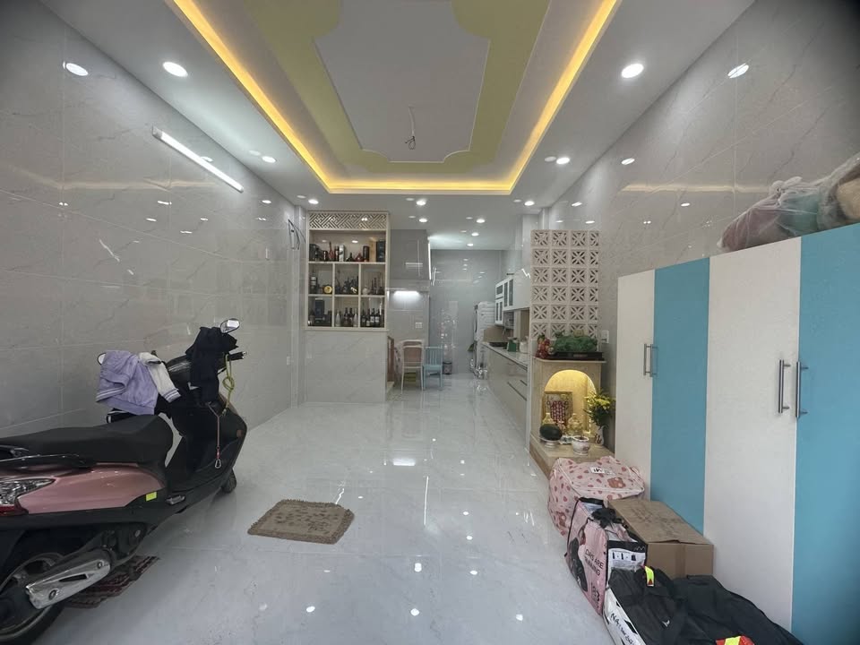 Nhà riêng đường Âu Cơ phường 9 quận Tân Bình 36.89m² giá 9.4 tỷ - Khu kinh doanh sầm uất!