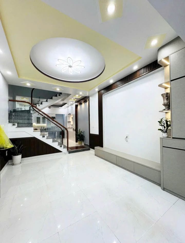 Nhà 4 tầng Đằng Lâm, Hải Phòng 48.5m² - Vị trí đẹp, ô tô đỗ cửa!