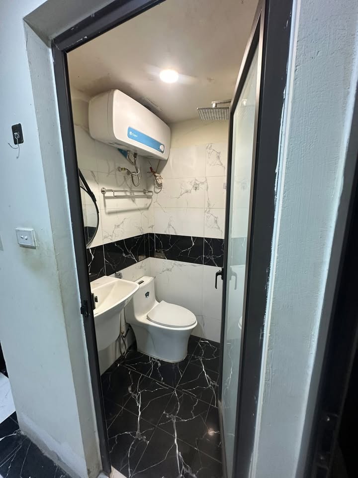 Phòng trọ CCMN tại Đống Đa 2PN giá 3.25 triệu - Full nội thất, sẵn sàng ở ngay!