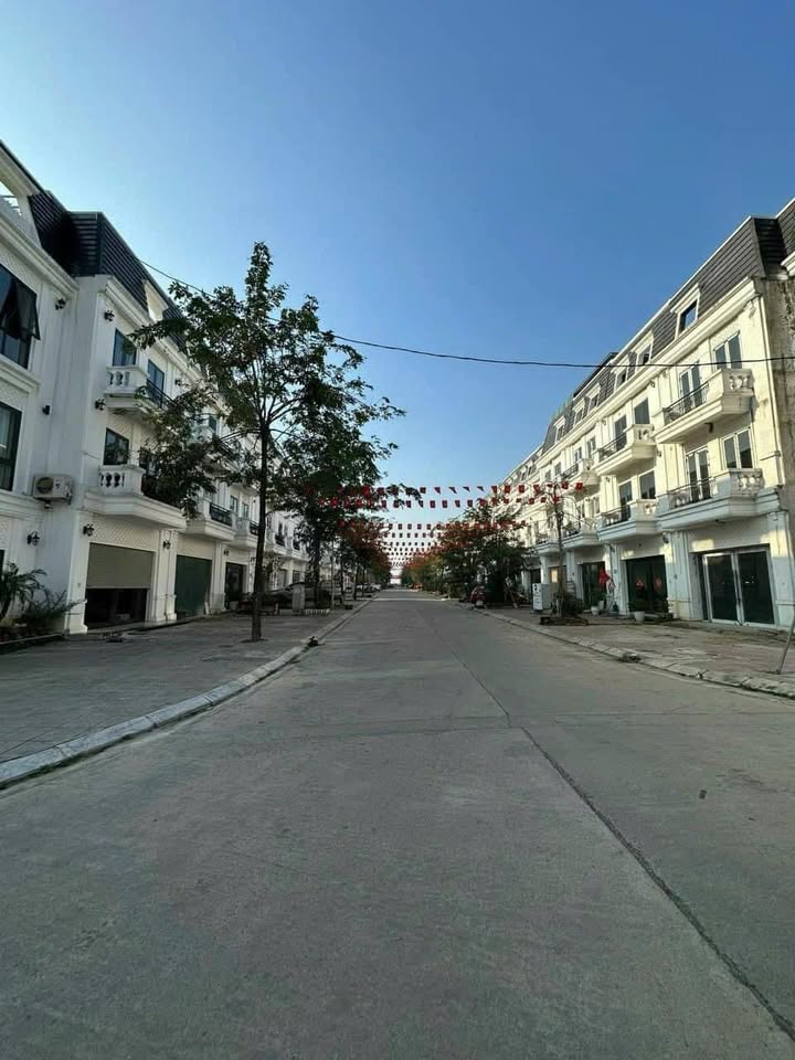 Nhà 4 tầng đường F4, phường Bắc Cường, 125m² - Giá cực tốt chỉ 3 tỷ!