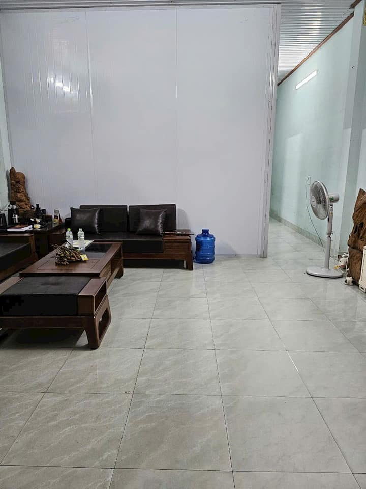 Bán gấp nhà riêng Đinh Bộ Lĩnh, Vạn Hòa 100m² giá chỉ 2.8 tỷ - Sổ đỏ chính chủ!