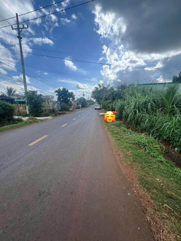 Đất nền mặt tiền tỉnh lộ 8 Buôn Hồ 240m² giá 44.4 tỷ - Cơ hội đầu tư sinh lời!