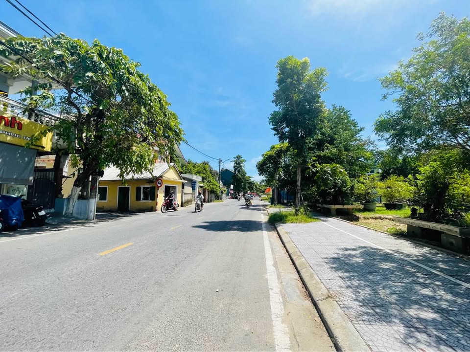 Bán đất 2 mặt tiền Đặng Văn Ngữ, TP Huế 78.5m² - Vị trí đẹp, giá tốt!