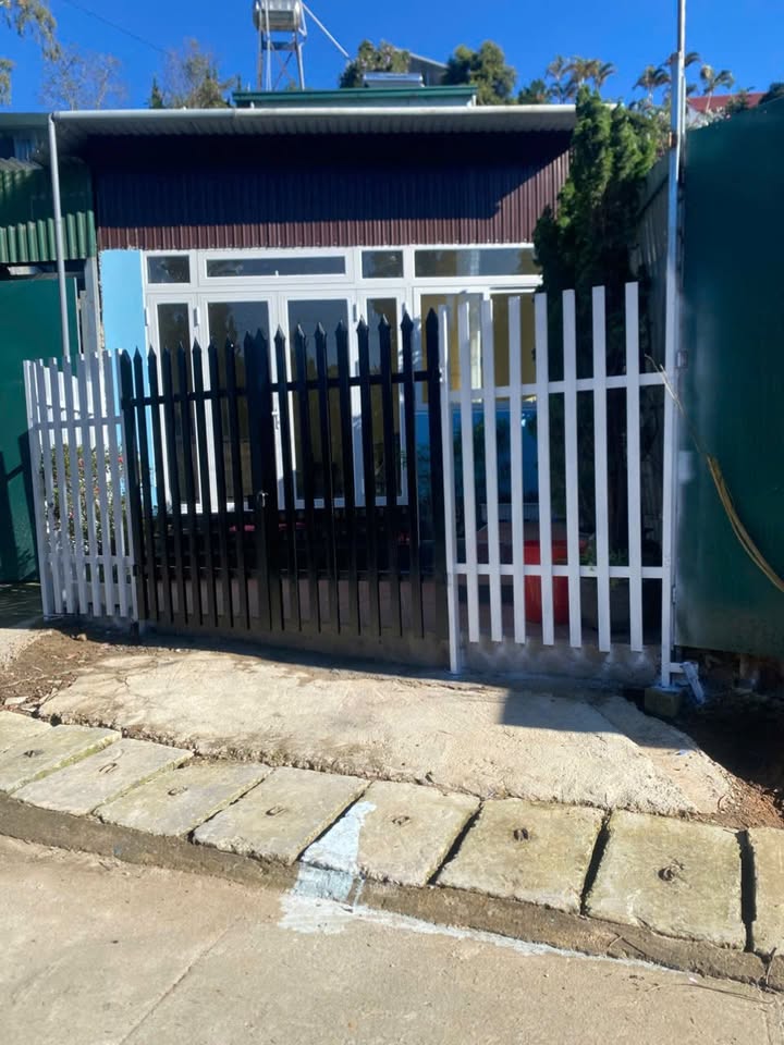 Nhà cho thuê hẻm đường Ma Trang Sơn, Đà Lạt 2PN giá 7.5 triệu - Đường ô tô vào tận nhà!