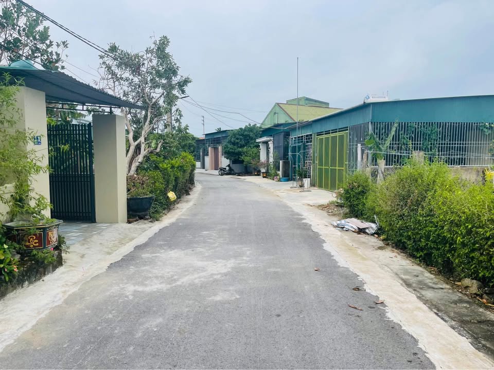 Đất thổ cư Thôn Bình Lý, Thạch Bình 131m² giá 2 tỷ - Sổ đỏ chính chủ!