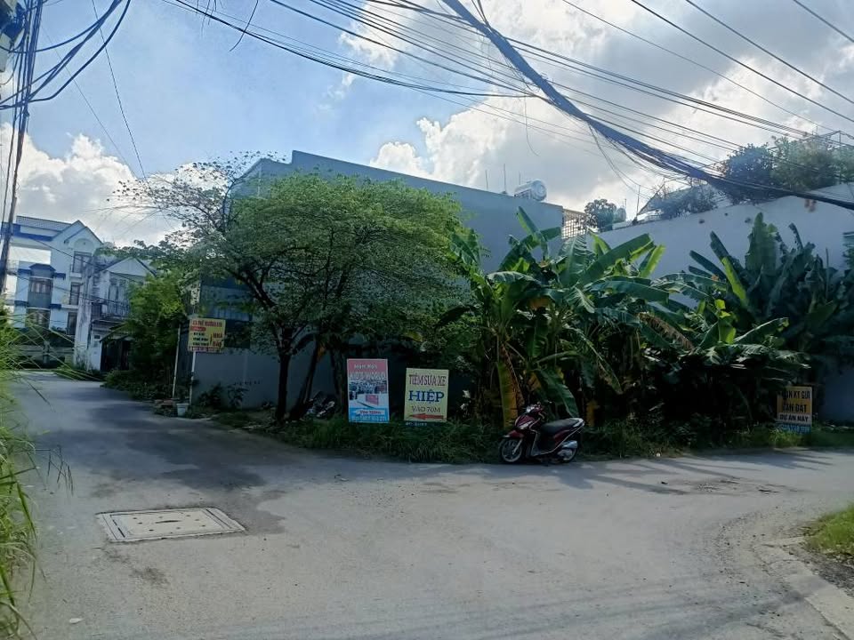 Đất nền hẻm 47 Trường Lưu, Thủ Đức 96.2m² giá 5.5 tỷ - Lô góc 2 mặt tiền!