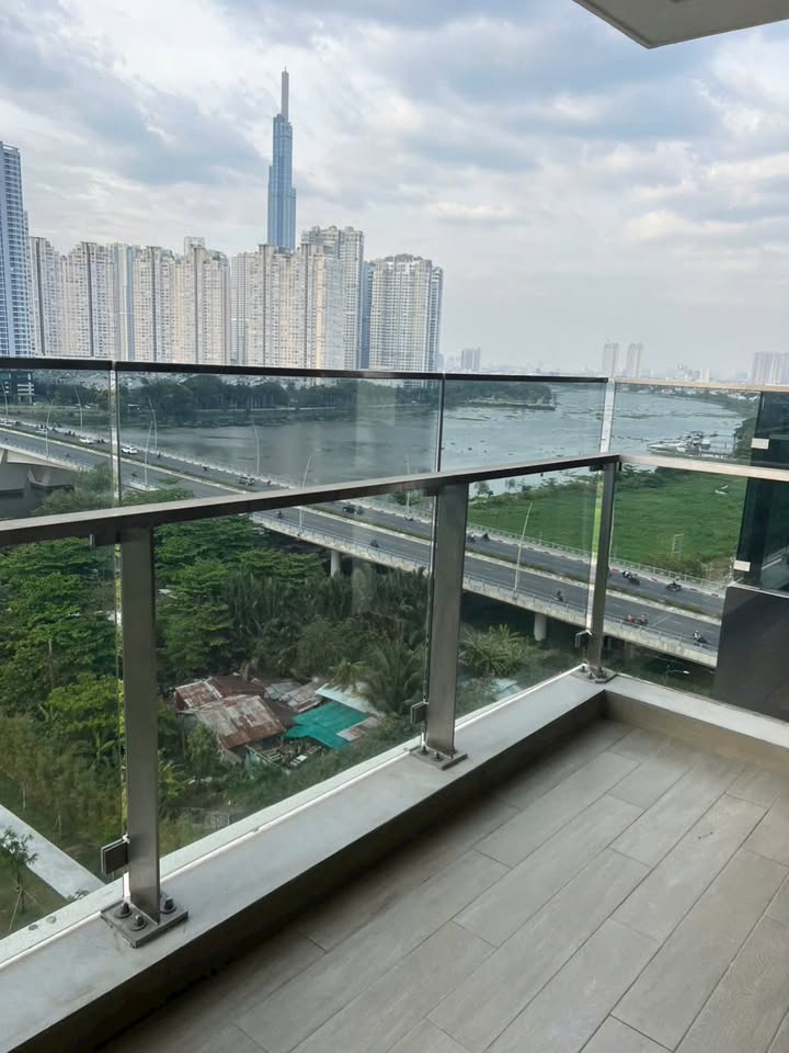 Căn hộ The River Thủ Đức 202m² giá 100 triệu - View sông tuyệt đẹp!
