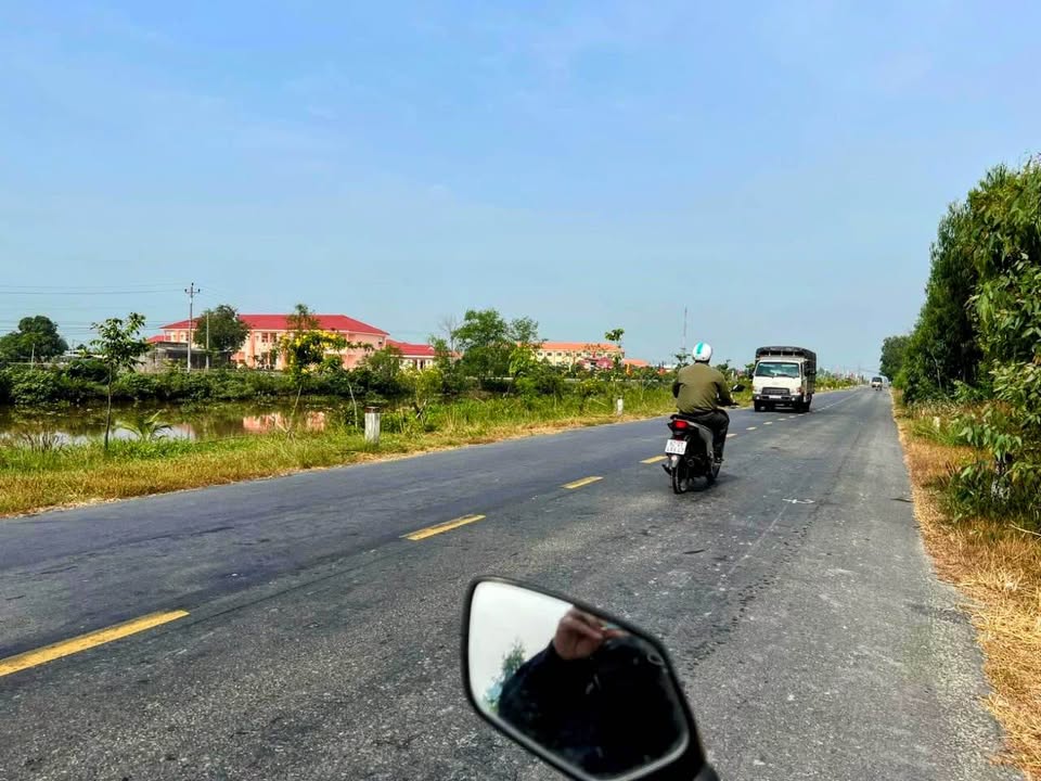 Đất nền Ấp 3 Tân Thành, Thủ Thừa, Long An 2500m² giá 3.3 tỷ - Cơ hội đầu tư tuyệt vời!