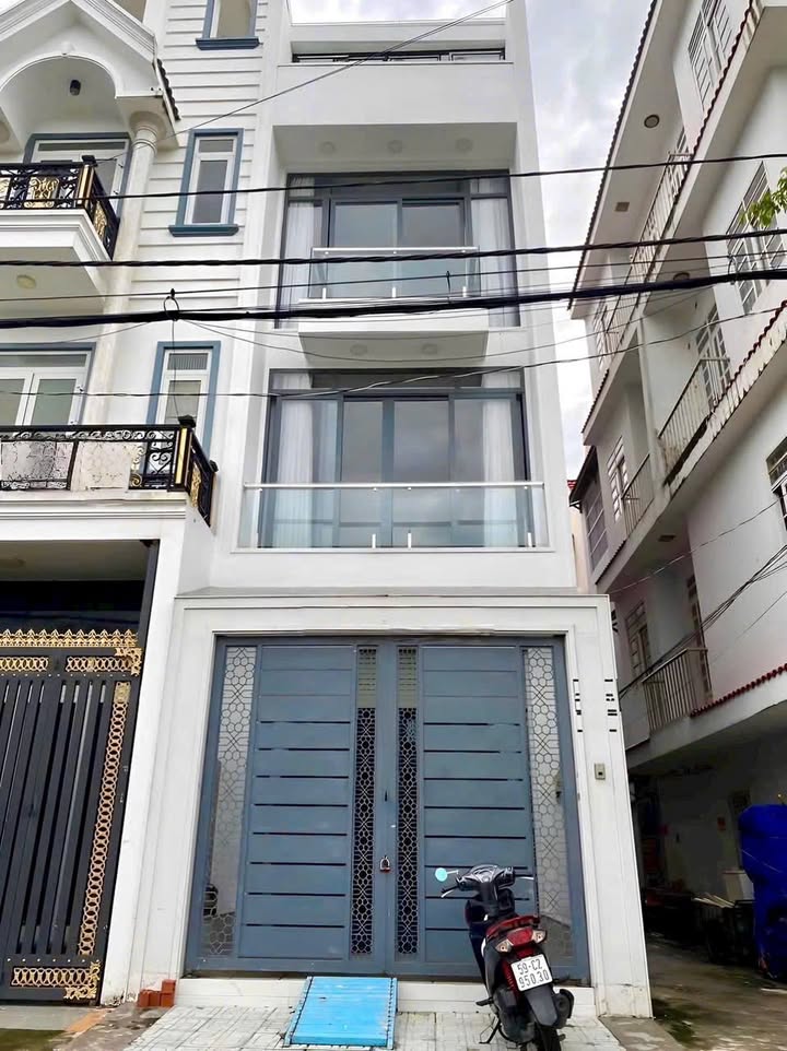 Nhà phố góc 2 mặt tiền Đường Huỳnh Tấn Phát 56m² giá 7.5 tỷ - Vị trí đắc địa, tiện nghi đầy đủ!