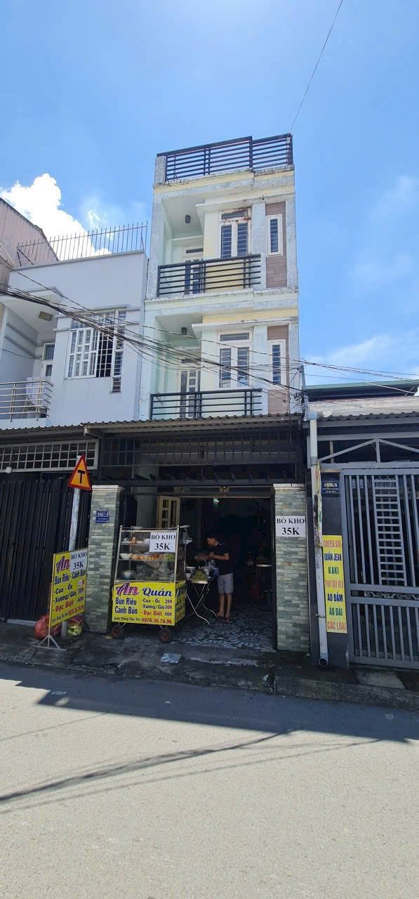 Nhà mặt tiền hẻm kinh doanh 1806 Huỳnh Tấn Phát, Nhà Bè 43m² giá 5.2 tỷ - Đầu tư sinh lời ngay!