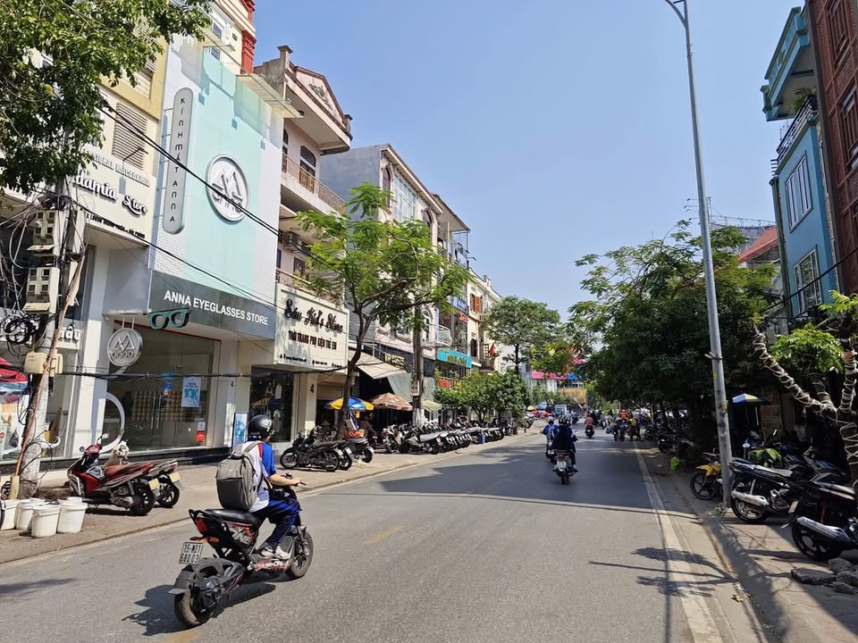 Nhà mặt tiền đường Lương Khánh Thiện, Hải Phòng 86m² giá 15 triệu - Địa điểm đắc địa cho kinh doanh!