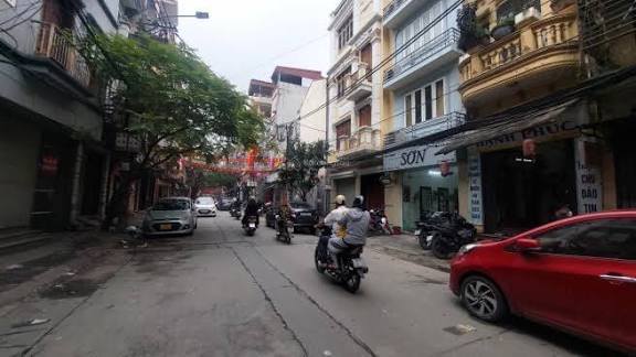 Mặt bằng kinh doanh cho thuê đường Bạch Đằng, quận Hoàn Kiếm 200m² - Giá tốt cho kinh doanh!