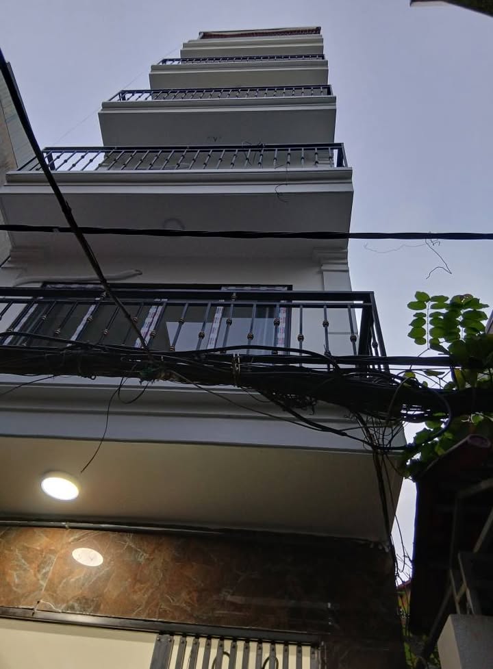 Bán nhà phố Tân Mai 70m² giá 19.5 tỷ - Nhà mới xây, thang máy, chính chủ!