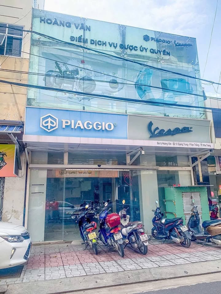 Bán nhà mặt tiền Hoàng Văn Thụ, Vạn Thắng 120m² giá 18.5 tỷ - Vị trí đắc địa gần biển!