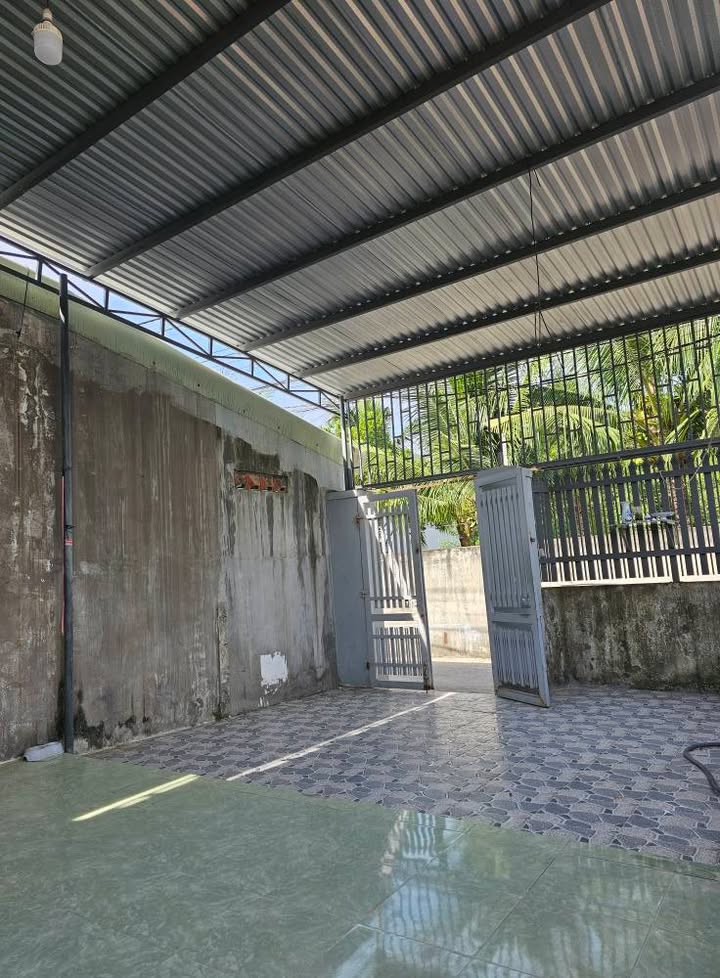 Nhà chính chủ Hẻm Bình Hòa 92.7m² giá 1 tỷ - Tiềm năng phát triển cao!