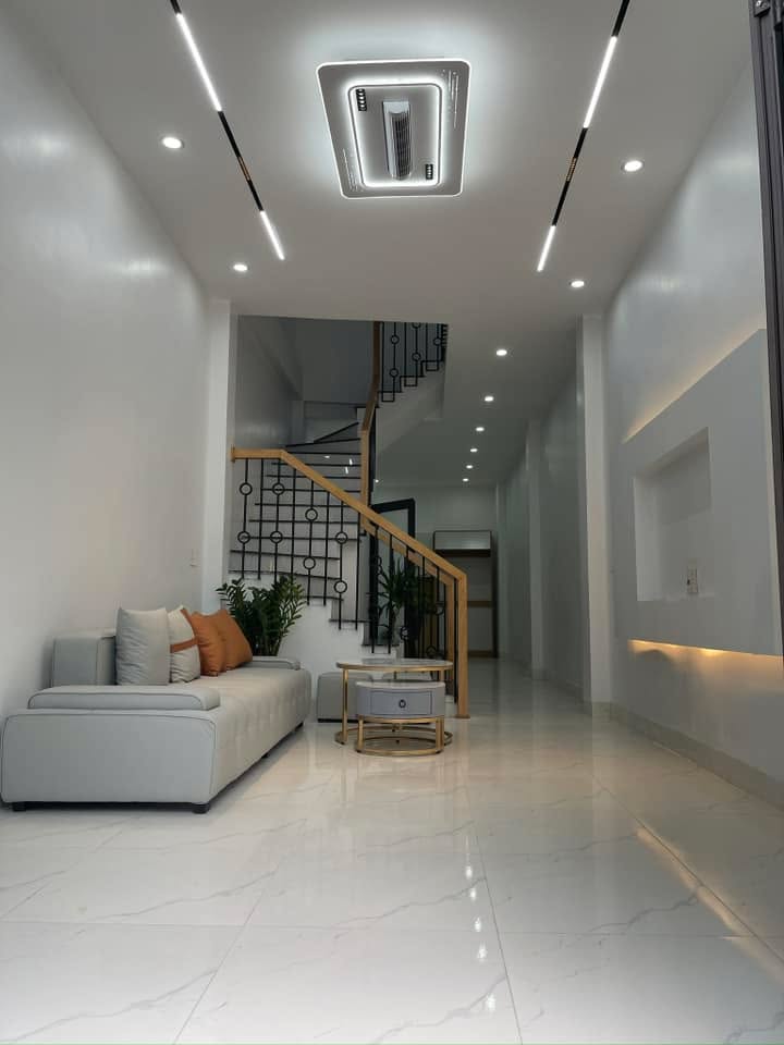 Nhà 3 tầng mới xây tại Trường Thi, Thanh Hóa 50m² giá 2 tỷ - Chính chủ bán gấp!