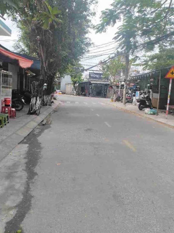 Nhà 2 tầng mặt tiền đường Vũ Tông Phan 120m² giá 9 tỷ - Gần biển Võ Nguyên Giáp!