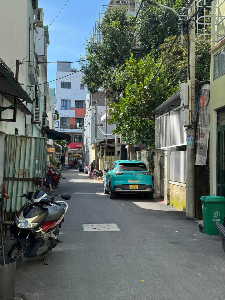 Nhà 3 tầng kiên cố Lê Hữu Trác 100m² giá 8.9 tỷ - Vị trí đắc địa Sơn Trà!