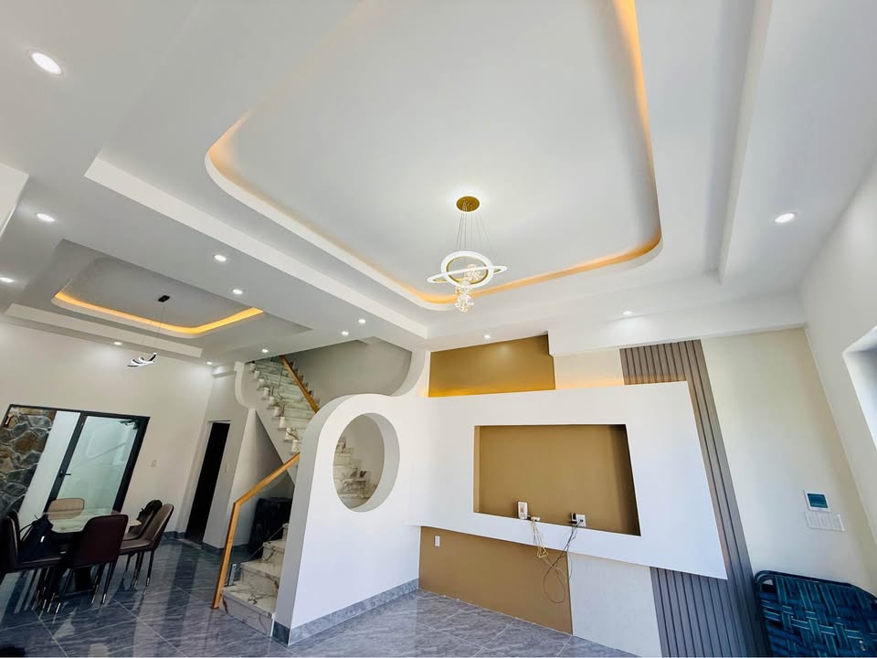 Nhà mới 1 trệt 1 lầu tại Nguyễn Trãi Nối Dài, Diên Khánh 84,7m² - Thiết kế hiện đại, nội thất cao cấp!