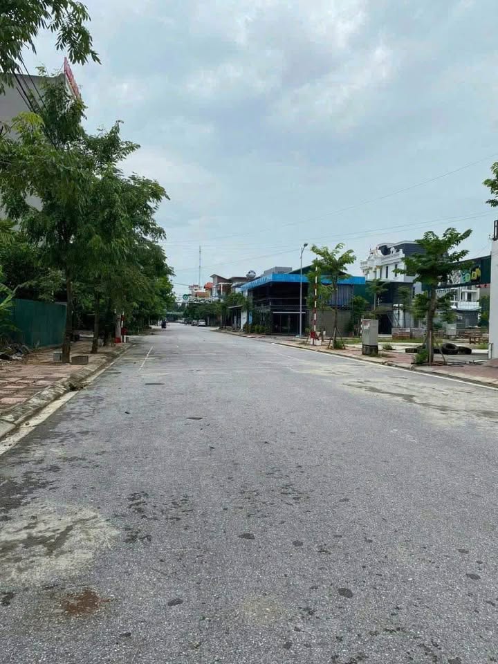 Đất nền 100m² tại Trung Tâm Văn Hoá Thể Thao Vĩnh Yên - Đầu tư sinh lời ngay!