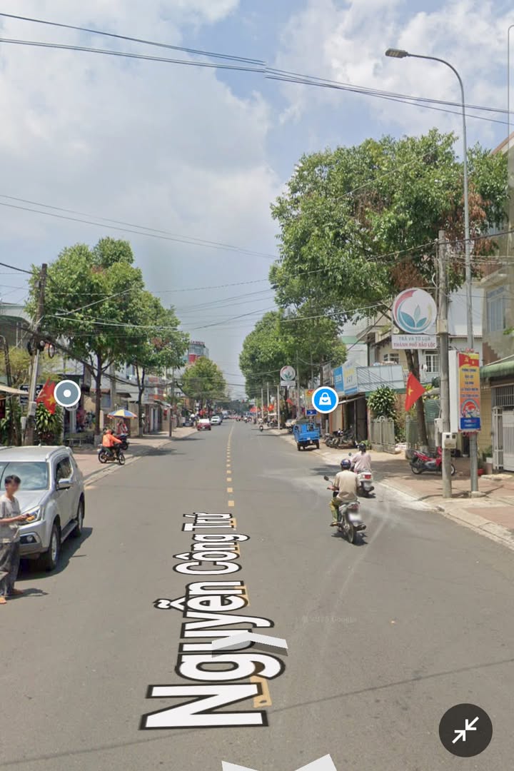 FrontHouse mặt tiền đường Nguyễn Công Trứ Bảo Lộc 76m² giá 8.5 tỷ - Kinh doanh sầm uất ngay chợ!