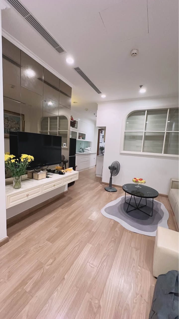 Căn hộ Times City 56m² giá 7 tỷ - Đầy đủ nội thất, chỉ việc vào ở!