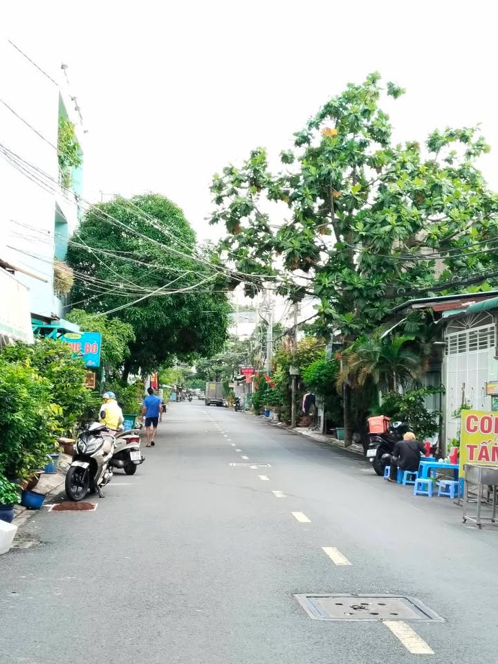 Nhà mặt tiền Nguyễn Thành Vĩnh, 78m² giá 6.15 tỷ - Khu an ninh yên tĩnh!