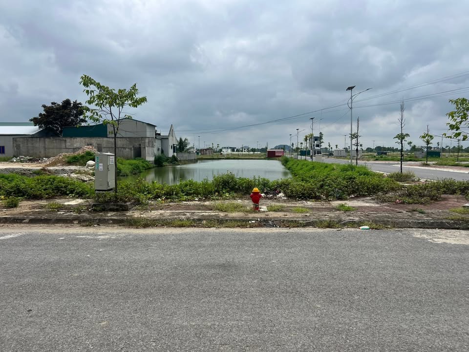 Đất nền khu phố 3, Quán Lào 107m² giá chỉ 1.6 tỷ - Đầu tư sinh lời ngay!