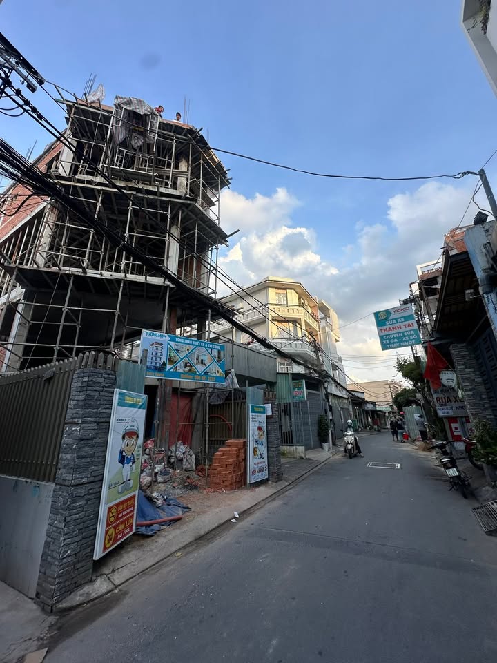 Nhà Tống Văn Hên, Tân Bình 50m² giá 4.45 tỷ - Vị trí cực hiếm gần Sân bay!