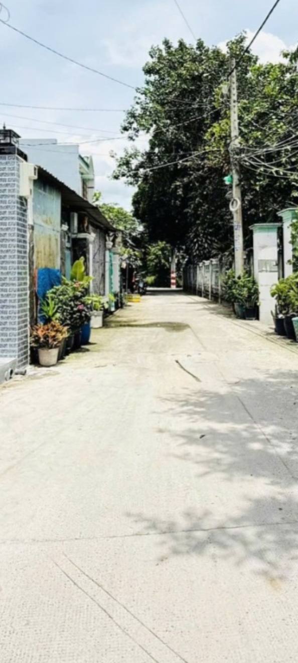 Nhà Tân Hiệp, Hóc Môn 79m² giá 4 tỷ - Đẹp lung linh, dọn vào ở ngay!