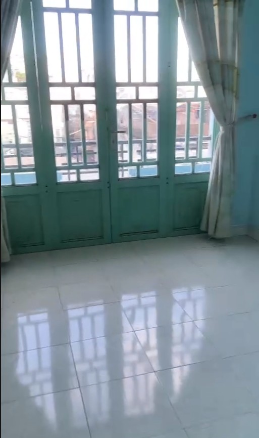 Căn hộ nguyên căn quận 6, 115m² giá 8 triệu - Hẻm xe hơi, thoáng mát!