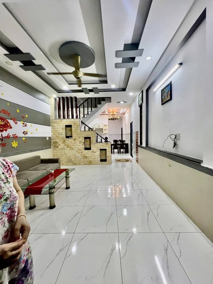 Nhà cho thuê nguyên căn ấp 5, xã Đông Thạnh, Hóc Môn - Diện tích 38m², chỉ 3.5 triệu/tháng!