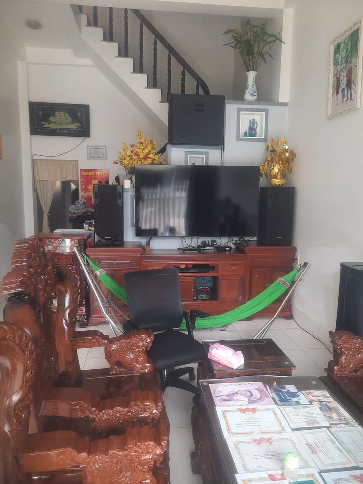 Nhà phố Mỹ Thới, Long Xuyên 60m² giá 2 tỷ - Cơ hội vàng cho gia đình bạn!