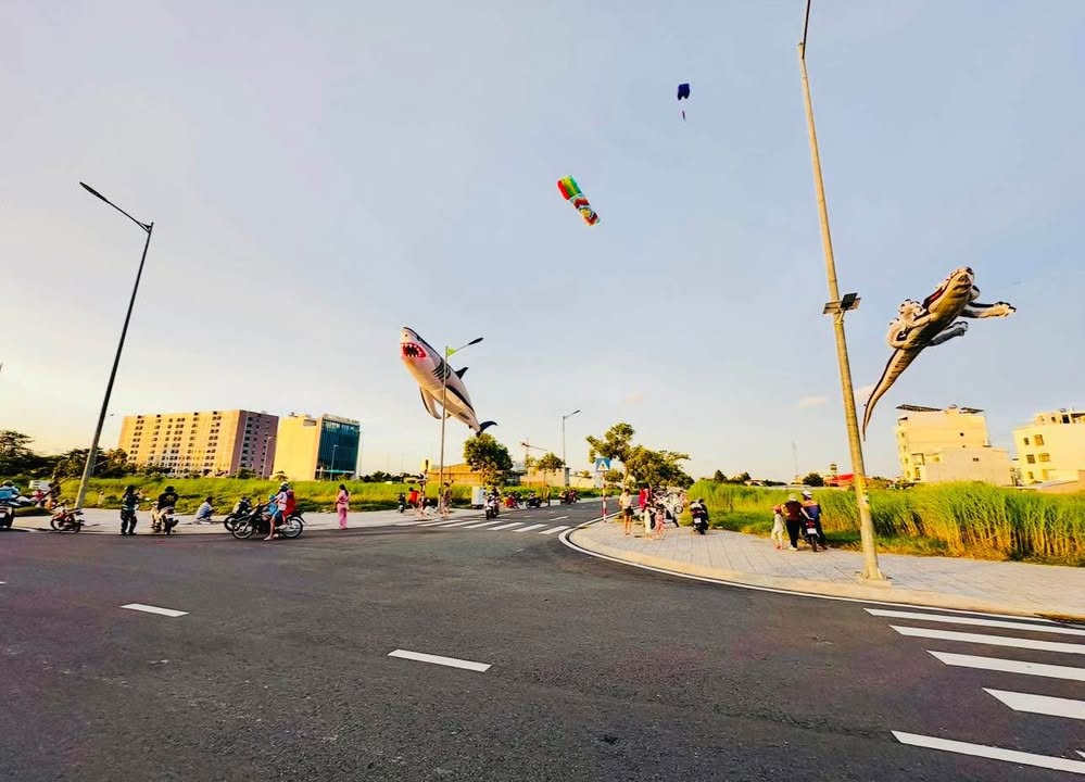 Bán đất nền Golden City Long Xuyên 100m² giá 2 tỷ - Đầu tư tiềm năng ngay hôm nay!