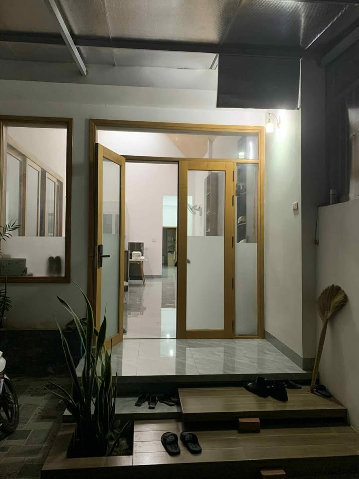 Nhà cho thuê Phạm Ngũ Lão, Buôn Ma Thuột 110m² giá 6 triệu - Full nội thất, vào ở ngay!