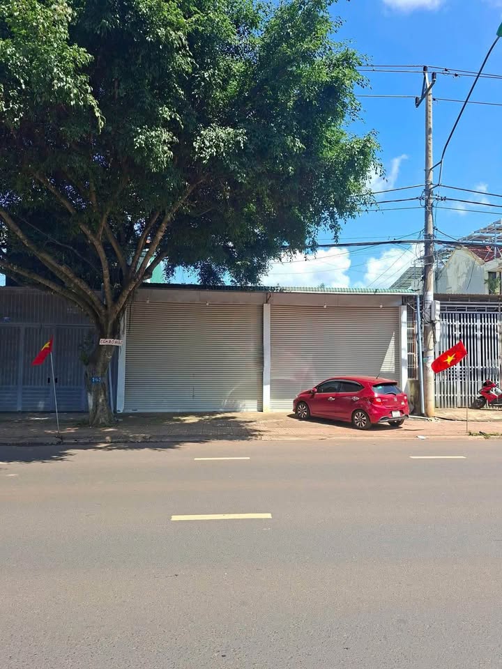 Cho thuê mặt bằng kinh doanh đẹp đường Phạm Văn Đồng - 200m² giá 10 triệu/tháng