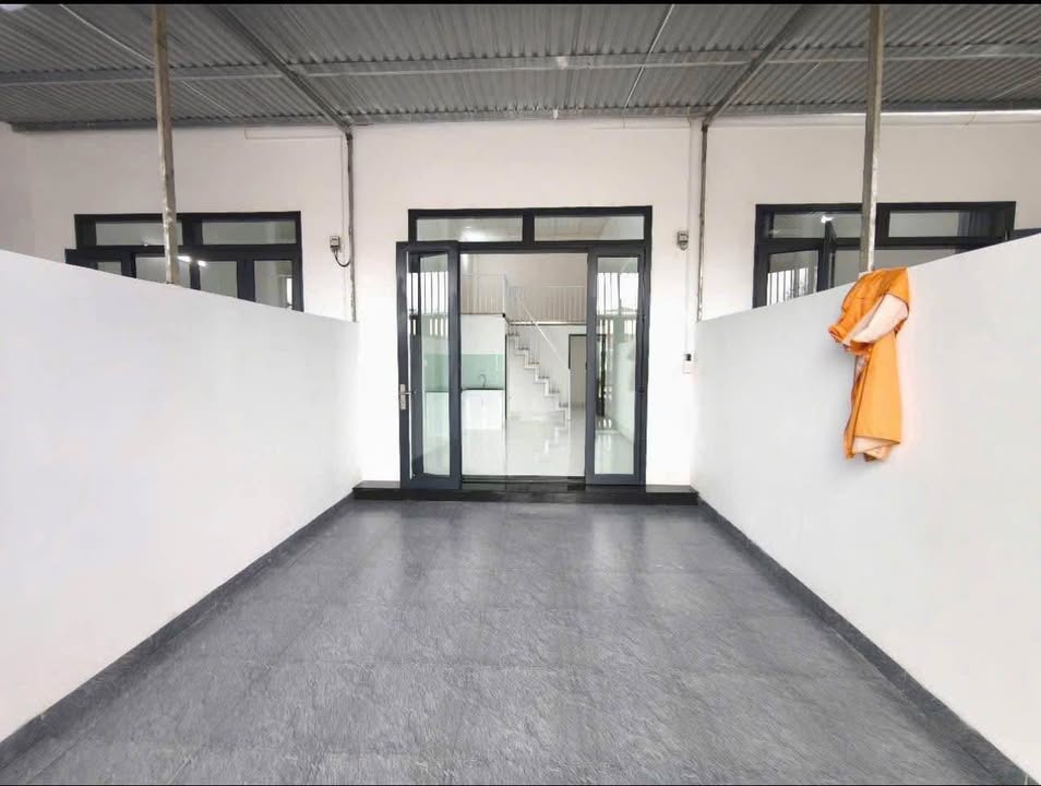 Nhà cho thuê mặt tiền đường Dã Tượng, Buôn Ma Thuột, 60m² - Phù hợp kinh doanh và sinh sống!