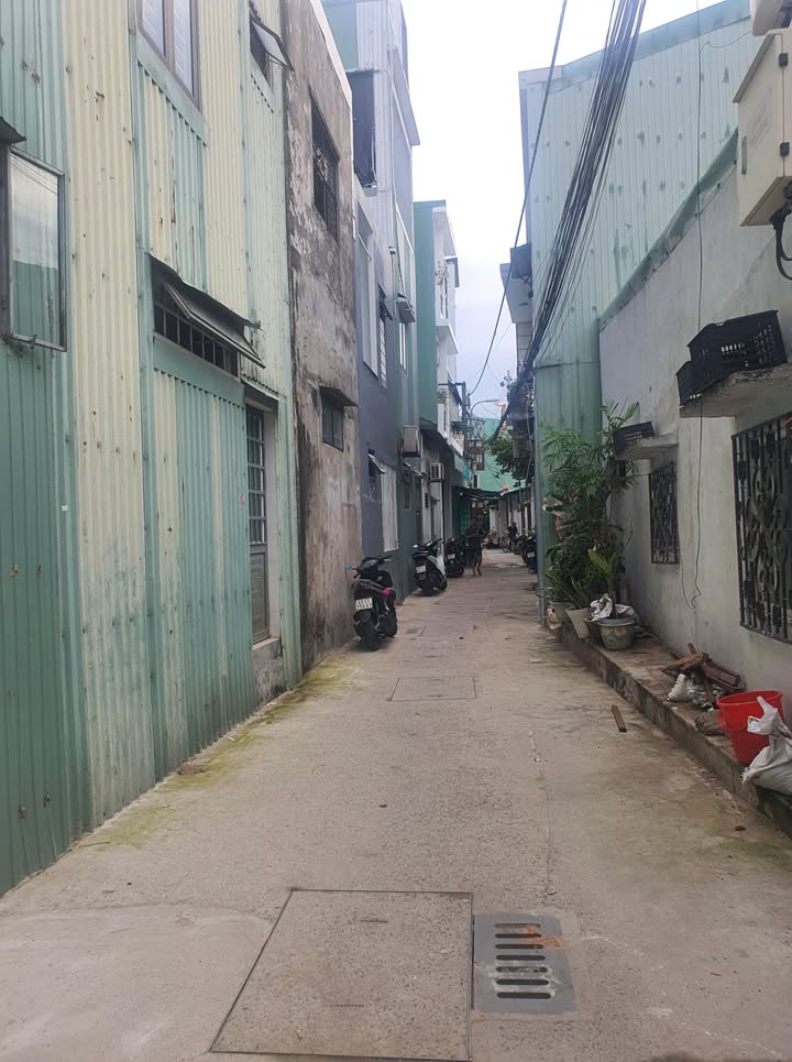 Nhà 2 tầng kiên cố tại K96 Điện Biên Phủ, Thanh Khê, Đà Nẵng - Giá chỉ 2.65 tỷ!