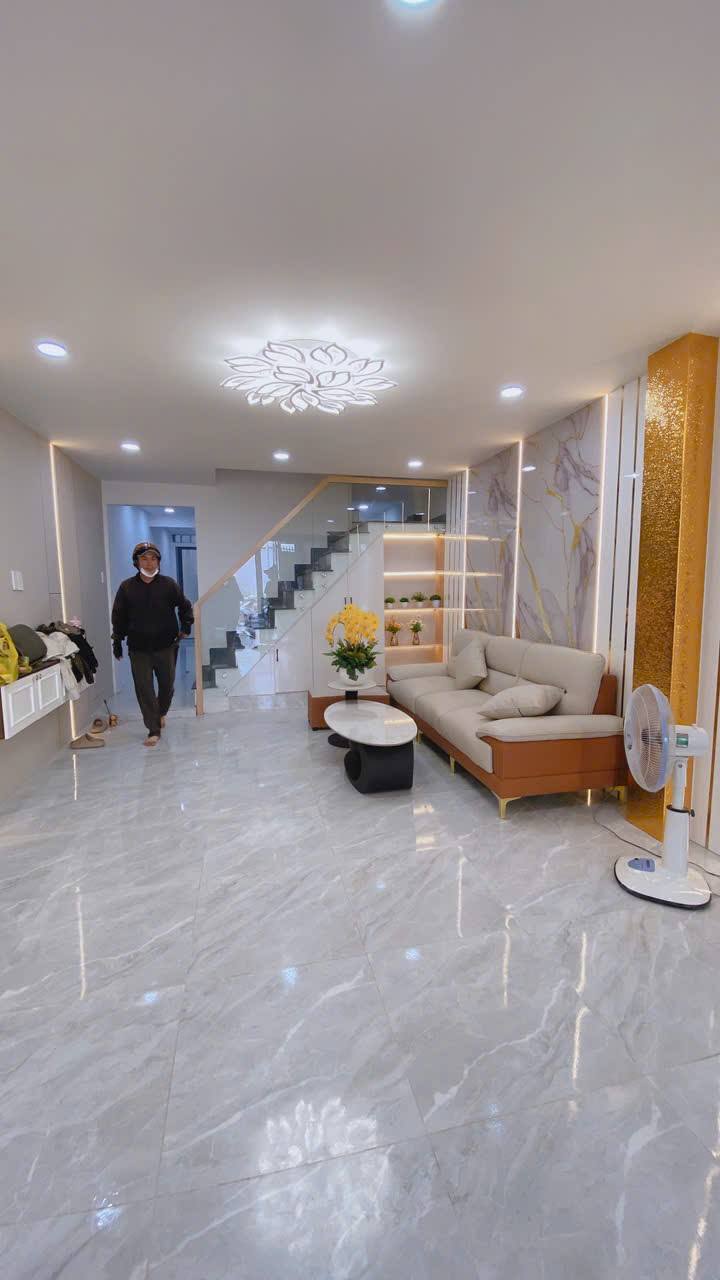 Chung cư An Phú Đông 76m² giá 2.8 tỷ - Nhà mới full nội thất, sẵn sàng ở ngay!