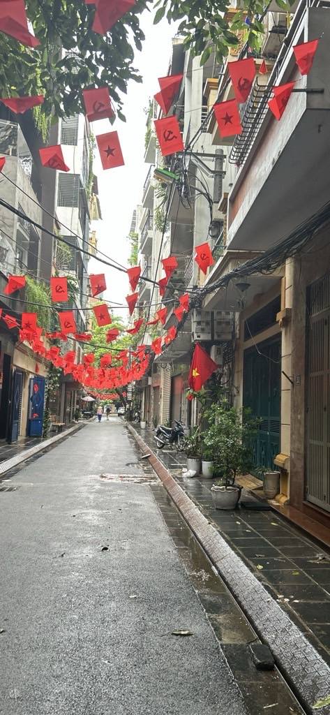 Nhà phố Hoàng Văn Thái 52m² giá 21.5 tỷ - Thiết kế hiện đại, ô tô tránh nhau!