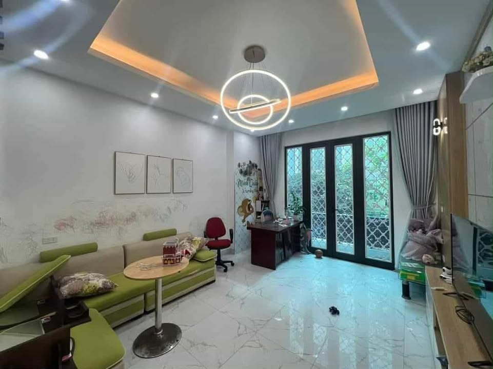 Nhà cho thuê Ngô Thị Nhậm, Hà Đông 50m² giá 25 triệu - Full nội thất cao cấp!