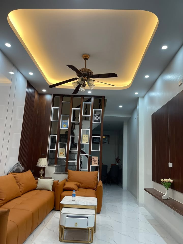 Nhà nguyên căn 4 tầng Tô Hiệu Hà Đông 37m² - Chính chủ cho thuê giá thỏa thuận!