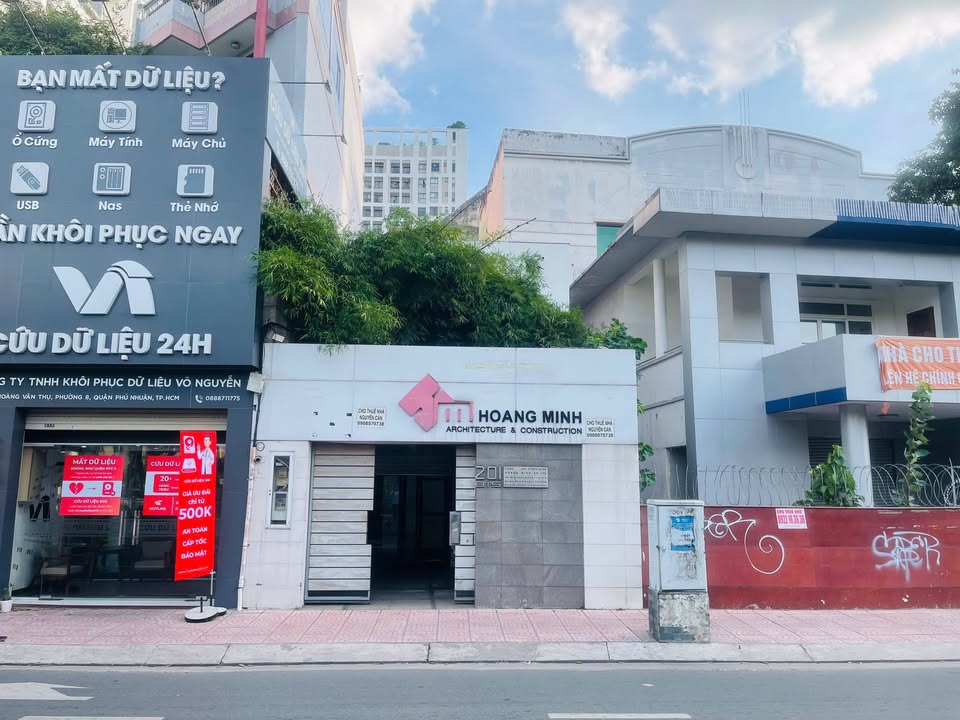 Nhà mặt tiền đường Hoàng Văn Thụ, Q. Phú Nhuận - 150m² - Vị trí đắc địa, cho thuê ngay!