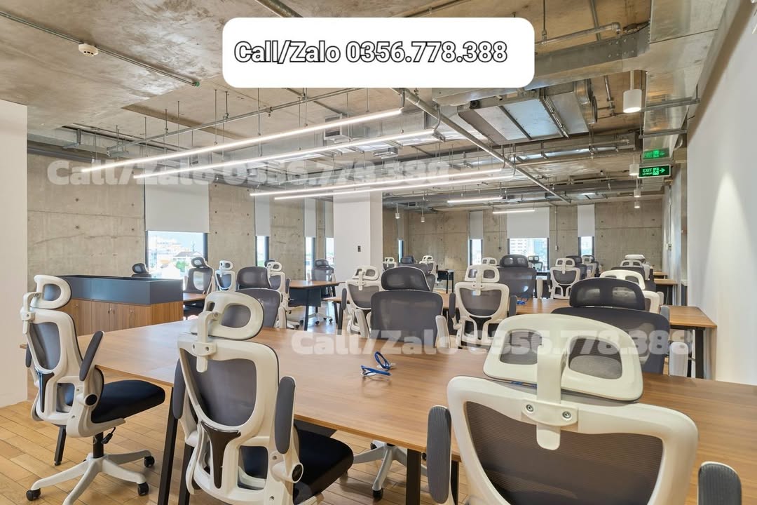 Cho thuê văn phòng tại Tòa Golden Place, Lê Văn Lương 300m² - Giá chỉ 55 triệu/tháng!