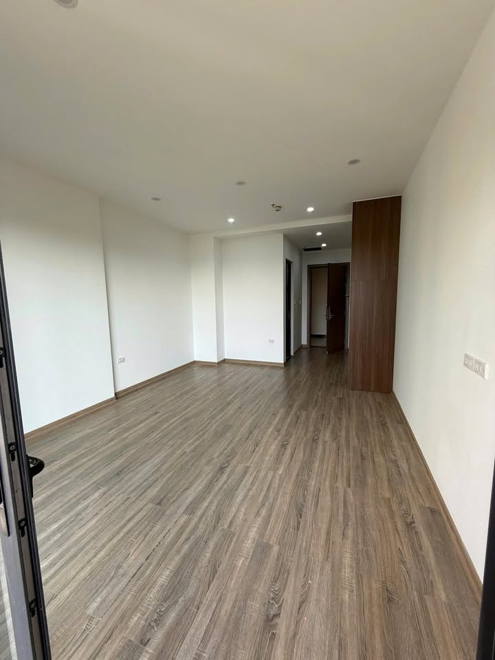 Căn hộ studio Toà R102 Gia Lâm 29m² giá 2 tỷ - Chính chủ bán gấp!