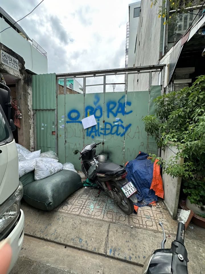 Lô đất Đỗ Thừa Luông, Tân Phú 72m² giá 7.2 tỷ - Vị trí đẹp, tiềm năng cao!