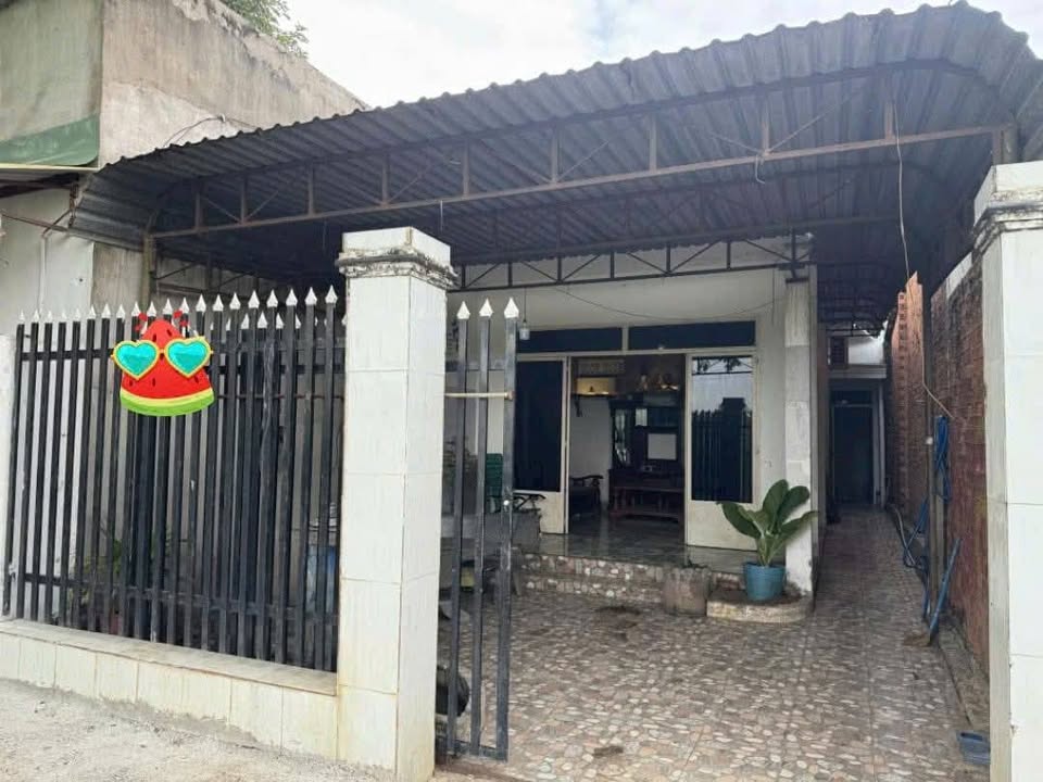 Nhà nguyên căn cho thuê tại khu Mô Xoài, Bà Rịa - 100m² chỉ 2.3 triệu/tháng!