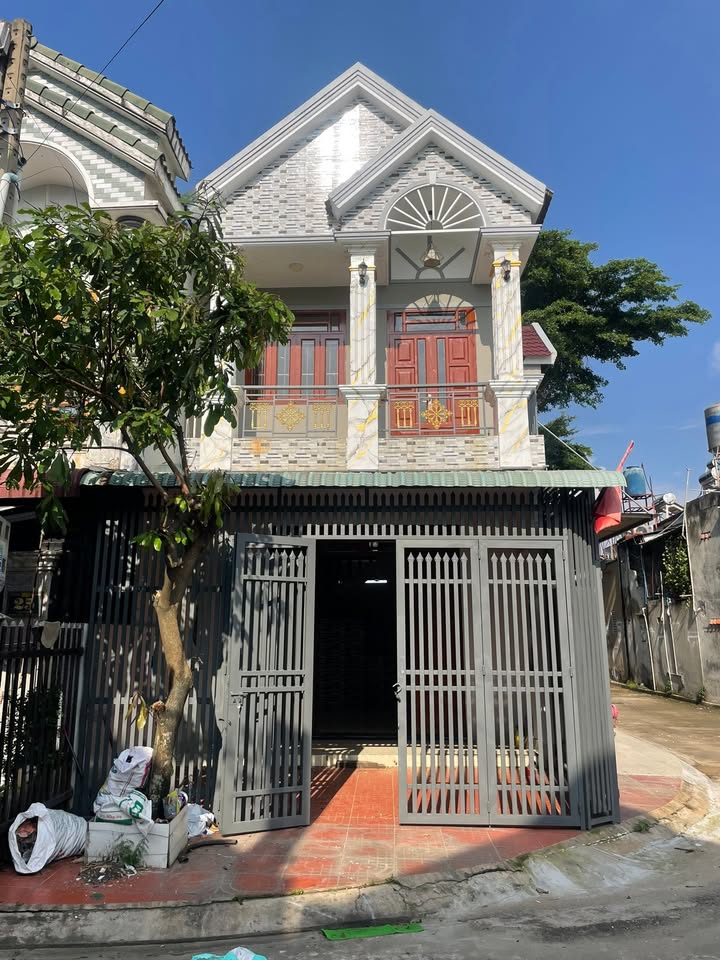 Nhà riêng Tân Đông Hiệp 66.5m² giá 4.5 tỷ - Sổ hồng riêng, thương lượng ngay!