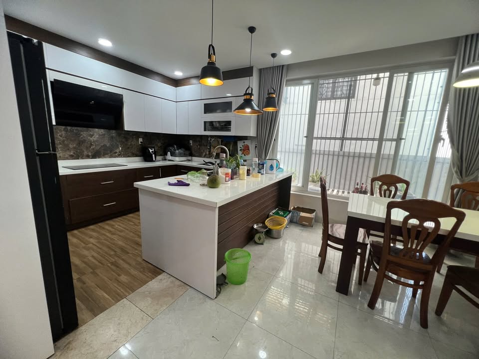 Nhà mặt tiền Bùi Thị Ngộ, Nha Trang 120m² giá 17.5 tỷ - Khu đô thị sầm uất!